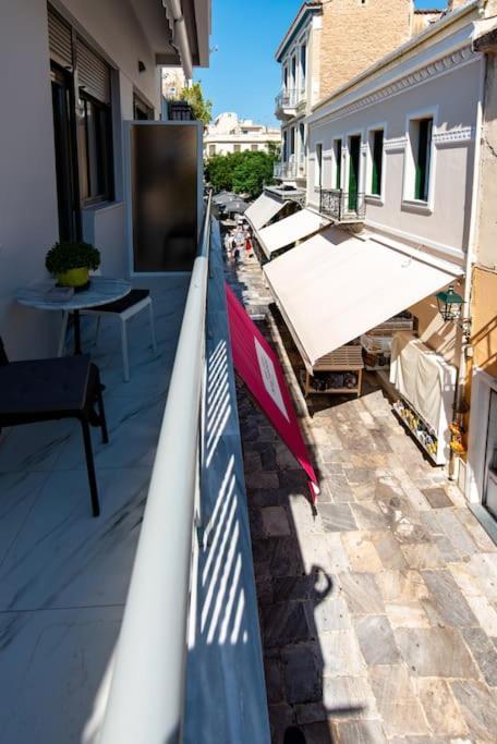 Plaka Rafaela Elegant Urban Retreat In Athens Historic Heart Apartman Kültér fotó